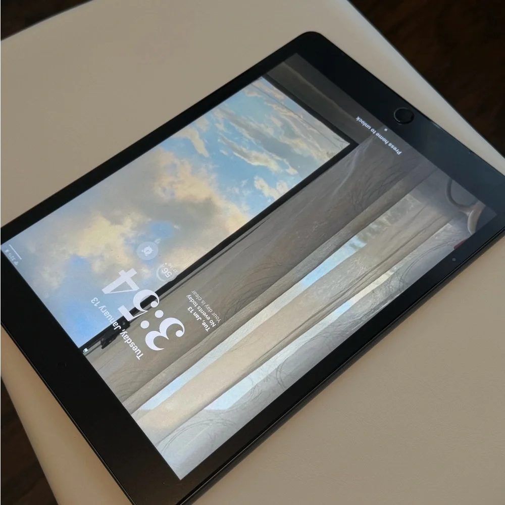Apple Tablet - Sleek Dark Gray